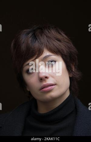 L'actrice Anna Castillo pose lors d'une séance de photos sur 15 décembre 2016 à Madrid, Espagne. (Photo par Oscar Gonzalez/NurPhoto) *** Veuillez utiliser le crédit du champ de crédit *** Banque D'Images