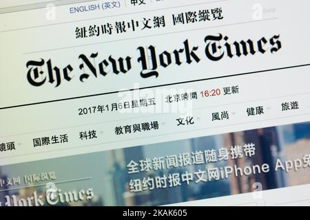 La version en ligne du New York Times en chinois est disponible sur un ordinateur portable à Bydgoszcz, en Pologne, le 7 janvier 2017. (Photo de Jaap Arriens/NurPhoto) *** Veuillez utiliser le crédit du champ de crédit *** Banque D'Images