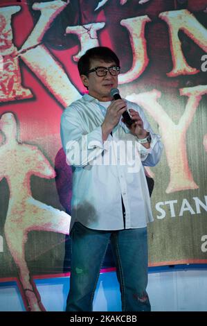 L'acteur et réalisateur de Hong, Jackie Chan, au lancement du film KUNG FU YOGA à Bangkok, Thaïlande, sur 22 janvier 2017. (Photo par Anusak Laowilas/NurPhoto) *** Veuillez utiliser le crédit du champ de crédit *** Banque D'Images