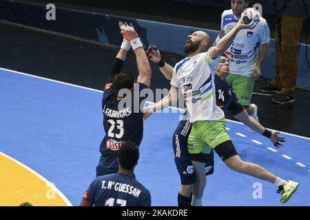 Kavticnik vid 7 / Mahé Kenton 14 / Fabregas Ludovic 23 lors du Championnat du monde demi-finale de la France et de la Slovénie à l'arène AccorHotels sur 26 janvier 2017 à Paris, France. (Photo par Elyxandro Cegarra/NurPhoto) *** Veuillez utiliser le crédit du champ de crédit *** Banque D'Images