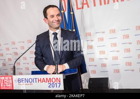 Benoit Hamon, vainqueur des primaires de gauche avant les élections présidentielles de 2017 en France, lors d'un discours à la suite des résultats du second tour de la primaire sur 29 janvier 2017 à Paris, en France. Benoit Hamon est le candidat du Parti socialiste aux élections présidentielles de 2017. (Photo de Julien Mattia/NurPhoto) *** Veuillez utiliser le crédit du champ de crédit *** Banque D'Images