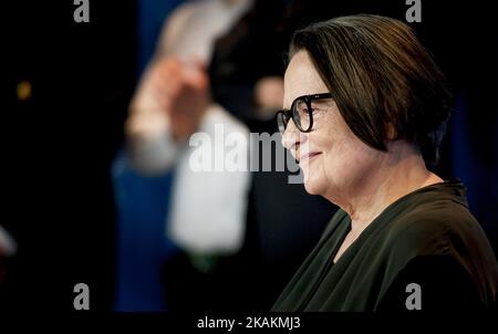 Le réalisateur polonais Agnieszka Holland pose pour les photographes lors d'une séance photo pour le film Pokot (Souor) en compétition au festival Berlinale 67th à Berlin sur 12 février 2017. (Photo de COOLMedia/NurPhoto) *** Veuillez utiliser le crédit du champ de crédit *** Banque D'Images