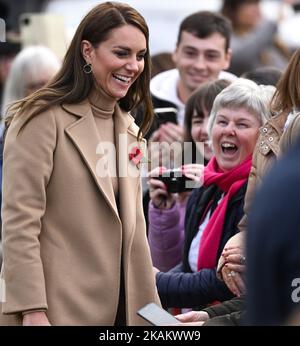 Scarborough, Royaume-Uni. 03rd novembre 2022. 3 novembre 2022. Scarborough, Royaume-Uni. Le Prince et la Princesse de Galles à la rue de Scarborough, un centre communautaire qui accueille des organisations locales pour développer et développer leurs services. Crédit : Doug Peters/Alamy Live News Banque D'Images