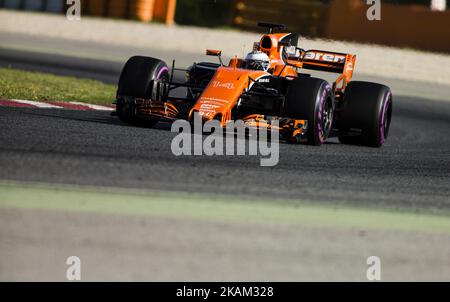 Fernando Alonso de l'Espagne de McLaren Honda MCL32 en action pendant les essais d'hiver de Formule 1 au circuit de Catalunya sur 10 mars 2017 à Montmelo, Espagne. (Photo de Xavier Bonilla/NurPhoto) *** Veuillez utiliser le crédit du champ de crédit *** Banque D'Images