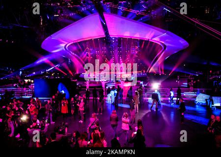 Une scène pour le Concours Eurovision de la chanson 2017 est présentée au Centre d'exposition international de Kiev, Ukraine, 28 avril 2017. (Photo de Maxym Marusenko/NurPhoto) *** Veuillez utiliser le crédit du champ de crédit *** Banque D'Images