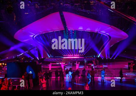 Une scène pour le Concours Eurovision de la chanson 2017 est présentée au Centre d'exposition international de Kiev, Ukraine, 28 avril 2017. (Photo de Maxym Marusenko/NurPhoto) *** Veuillez utiliser le crédit du champ de crédit *** Banque D'Images