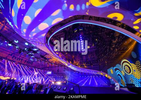 Une scène pour le Concours Eurovision de la chanson 2017 est présentée au Centre d'exposition international de Kiev, Ukraine, 28 avril 2017. (Photo de Maxym Marusenko/NurPhoto) *** Veuillez utiliser le crédit du champ de crédit *** Banque D'Images