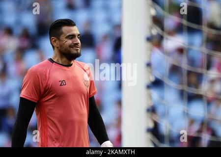 Sergio Romero gardien de but de Manchester United (20) lors de l'UEFA Europe League Round de 2 match de première jambe entre Celta de Vigo et Manchester United au stade Balaidos sur 4 mai 2017 à Vigo, Espagne. (Photo de Jose Manuel Alvarez Rey/NurPhoto) *** Veuillez utiliser le crédit du champ de crédit *** Banque D'Images