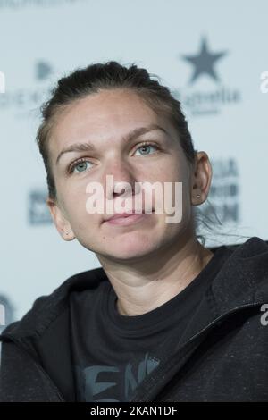 Conférence de presse de Simona Halep le sixième jour du Mutua Madrid tennis ouvert à la Caja Magica sur 11 mai 2017 à Madrid, Espagne. (Photo par Oscar Gonzalez/NurPhoto) *** Veuillez utiliser le crédit du champ de crédit *** Banque D'Images