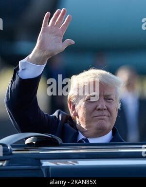 LE président AMÉRICAIN Donald Trump a été accueilli par la Force aérienne One à l'aéroport Fiumicino de Rome sur 23 mai 2017 (photo de Silvia Lore/NurPhoto) *** Veuillez utiliser le crédit du champ de crédit *** Banque D'Images