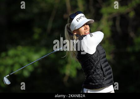 Pernilla Lindberg, de Suède, est en 7th lors de la troisième manche du championnat Volvik de la LPGA au country club de Travis Pointe, Ann Arbor, MI, États-Unis Samedi, 27 mai, 2017. (Photo de Jorge Lemus/NurPhoto) *** Veuillez utiliser le crédit du champ de crédit *** Banque D'Images