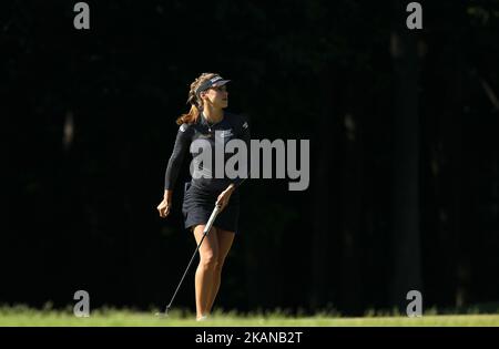 Belen Mozo d'Espagne pendant le green 6th le troisième tour du championnat de Volvik de la LPGA au country club de Travis Pointe, Ann Arbor, MI, États-Unis samedi, 27 mai, 2017. (Photo de Jorge Lemus/NurPhoto) *** Veuillez utiliser le crédit du champ de crédit *** Banque D'Images