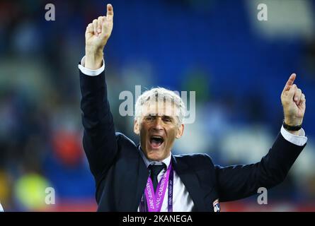 Gérard Precheur entraîneur de l'Olympique Lyonnais à l'occasion du dernier match de football de l'UEFA Women's Champions League entre Lyon et Paris Saint-Germain au stade de Cardiff à Cardiff, au sud du pays de Galles, sur 1 juin 2017. (Photo de Matteo Ciambelli/NurPhoto) *** Veuillez utiliser le crédit du champ de crédit *** Banque D'Images