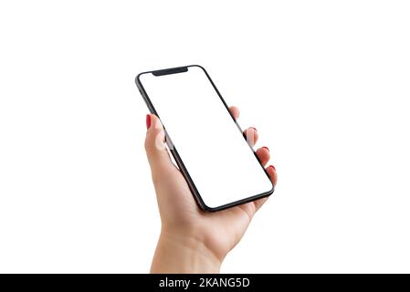 Smartphone avec une main entaille dans la main de femme gros plan. Écran et arrière-plan isolés en blanc pour la présentation de l'application Banque D'Images