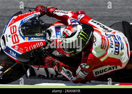 99 Jorge Lorenzo de l'Espagne de Ducati Team (Ducati) pendant le Grand Prix de Catalogne de Monter Energie, au circuit de Barcelone-Catalunya sur 10 juin de 2017. (Photo de Xavier Bonilla/NurPhoto) *** Veuillez utiliser le crédit du champ de crédit *** Banque D'Images