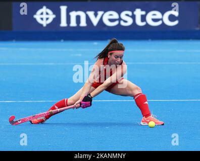 Laura Unsworth d'Angleterre pendant le match international Investec entre femmes d'Angleterre et femmes néerlandaises au Centre de hockey et de tennis de la vallée de Lee à Londres sur 11 juin 2017 (photo de Kieran Galvin/NurPhoto) *** Veuillez utiliser le crédit du champ de crédit *** Banque D'Images