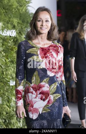 Isabel Preysler assiste à l'inauguration d'un nouveau magasin PORCELANOSA à Madrid. Espagne 14 juin 2017 (photo d'Oscar Gonzalez/NurPhoto) *** Veuillez utiliser le crédit du champ de crédit *** Banque D'Images