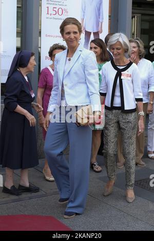 La princesse Elena d'Espagne assiste à la « Journée de la Charité » à 15 juin 2017, à Madrid, en Espagne. (Photo par Oscar Gonzalez/NurPhoto) *** Veuillez utiliser le crédit du champ de crédit *** Banque D'Images