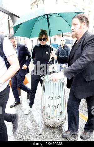 La chanteuse Rita ora a vu se promener à Paris, France, 30 juin 2017. (Photo de Mehdi Taamallah/NurPhoto) *** Veuillez utiliser le crédit du champ de crédit *** Banque D'Images