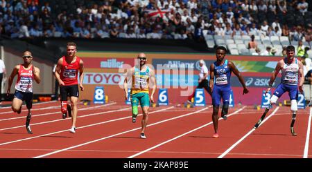 Le G-R Atsushi Yamamoto (JPN), Daniel Wagner (DEN), Scott Reardon (AUS), Desmond Jackson 9USA) et David Henson (GBR) participent aux Championnats du monde d'athlétisme Para 2during IPC de la série 1 de 100m T42 hommes au stade de Londres, à Londres, au Royaume-Uni, sur 17 juillet 2017. (Photo de Kieran Galvin/NurPhoto) *** Veuillez utiliser le crédit du champ de crédit *** Banque D'Images