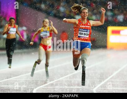 Marlou van Rhijn de Nederland vainqueur de la finale féminine 200m T44 lors des Championnats du monde d'athlétisme Para au Stade de Londres à Londres sur 23 juillet 2017 (photo de Kieran Galvin/NurPhoto) *** Veuillez utiliser le crédit du champ de crédit *** Banque D'Images