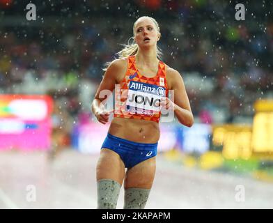 Marlou van Rhijn de Nederland vainqueur de la finale féminine 200m T44 lors des Championnats du monde d'athlétisme Para au Stade de Londres à Londres sur 23 juillet 2017 (photo de Kieran Galvin/NurPhoto) *** Veuillez utiliser le crédit du champ de crédit *** Banque D'Images