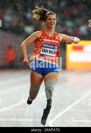 Marlou van Rhijn de Nederland vainqueur de la finale féminine 200m T44 lors des Championnats du monde d'athlétisme Para au Stade de Londres à Londres sur 23 juillet 2017 (photo de Kieran Galvin/NurPhoto) *** Veuillez utiliser le crédit du champ de crédit *** Banque D'Images