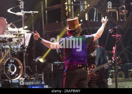 La chanteuse italienne Zucchero se produit lors d'un concert du Festival de musique universelle au Théâtre royal de Madrid, Espagne sur 25 juillet 2017. (Photo par Oscar Gonzalez/NurPhoto) *** Veuillez utiliser le crédit du champ de crédit *** Banque D'Images