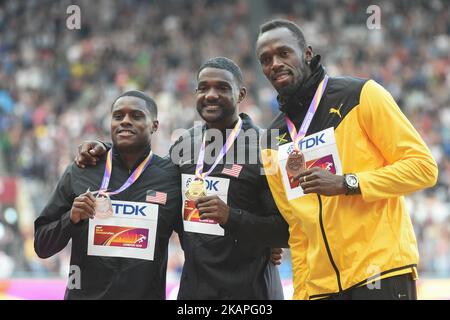 Jusing Gatlin, Etats-Unis, Chris Coleman, Etats-Unis et Usain Bolt, Jamaïque, lors d'un marathon à Londres sur 6 août 2017 aux Championnats du monde d'athlétisme de l'IAAF 2017. (Photo par Ulrik Pedersen/NurPhoto) *** Veuillez utiliser le crédit du champ de crédit *** Banque D'Images