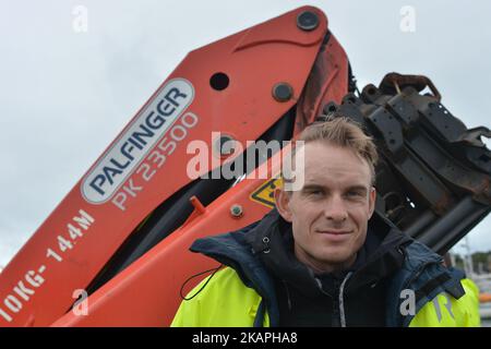 Un cycliste norvégien Alexander Kristoff à la tête de l'équipe Katusha–Alpecin lors d'un voyage de pêche dans les médias Top Riders à la veille de la phase d'ouverture de la course arctique de Norvège 2017, près de l'île d'Andorja. Mercredi, 9 août 2017, dans l'île d'Andorre, en Norvège. (Photo par Artur Widak/NurPhoto) *** Veuillez utiliser le crédit du champ de crédit *** Banque D'Images