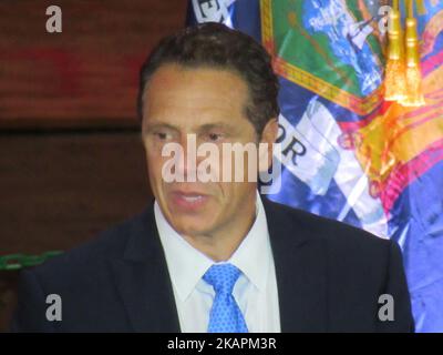 Andrew Cuomo, gouverneur de New York, parle au Moynihan train Hall, à Penn Station, à New York, dans l'État de New York, sur 17 août 2017. (Photo de Kyle Mazza/NurPhoto) Banque D'Images