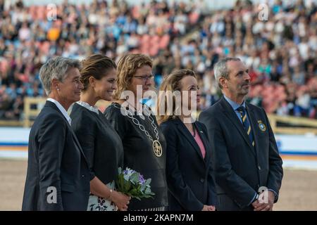 La princesse Madeleine de Suède assiste à la cérémonie d'ouverture des Championnats d'Europe de la FEI de Longines 2017 au stade Ullevi de Göteborg Suède sur 21 août 2017 (photo de Julia Reinhart/NurPhoto) Banque D'Images