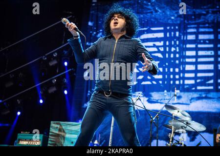 Cedric Bixler Zavala, du groupe de rock punk américain au Drive in, en live au Lowlands Festival 2017 Biddinghuizen, pays-Bas, le 20 août 2017, au cours de la troisième journée du célèbre festival de musique hollandais. (Photo de Roberto Finizio/NurPhoto) Banque D'Images