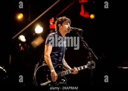 Keeley Davis, du groupe de rock punk américain au Drive in, qui se déroule en direct au Lowlands Festival 2017 Biddinghuizen, pays-Bas, le 20 août 2017, au cours de la troisième journée du célèbre festival de musique hollandais. (Photo de Roberto Finizio/NurPhoto) Banque D'Images