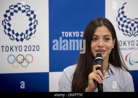 Yusra Mardini, nageur syrien de 19 ans, qui a participé aux Jeux Olympiques de Rio 2016 en tant que membre de l'équipe olympique de réfugiés et ambassadeur itinérant du HCR, s'exprime au bureau de Tokyo 2020 sur 29 août 2017 à Tokyo, au Japon. Yusra Mardini partage ses expériences aux Jeux de Rio 2016 et son activité actuelle en tant qu'athlète et ambassadrice de bonne volonté du HCR avec des membres du personnel de Tokyo 2020. (Photo par Alessandro Di Ciommo/NurPhoto) Banque D'Images