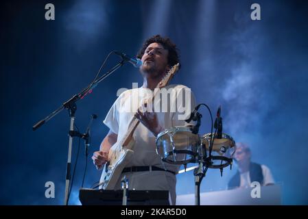 Le groupe électronique britannique Metronomy joue en direct sur scène au festival OnBlackheath 2017 à Londres, au Royaume-Uni, sur 9 septembre 2017. Le groupe actuel est composé de Joseph Mount (voix, claviers et guitare), Oscar Cash (saxophone, voix de soutien, guitares et claviers), Anna Prior (batterie et chant) et Gbenga Adelekan (guitare basse et chant). (Photo par Alberto Pezzali/NurPhoto) Banque D'Images