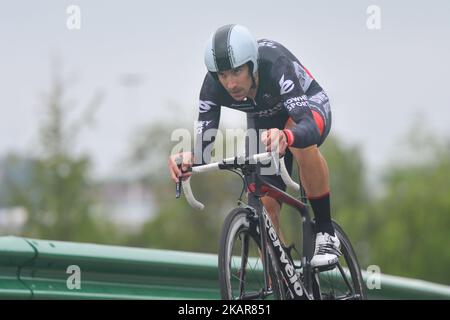 Joseph Cooper de l'équipe de sports d'Isowhey Swisswellness pendant la quatrième étape du Tour de Chine 2017 1, le test de temps individuel de 3.3 km de Chenghu Jintang. Le vendredi 15 septembre 2017, dans le comté de Jintang, dans la ville de Chenghu, dans la province du Sichuan, Chine. Photo par Artur Widak Banque D'Images