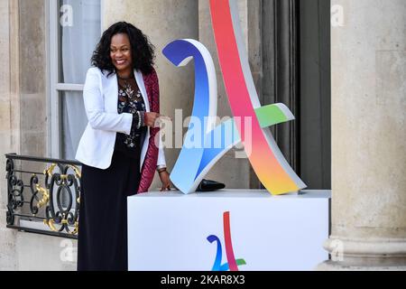 La ministre française des Sports et deux fois médaillée d'or olympique Laura Fessel quitte l'Elysée à Paris après une cérémonie pour célébrer le couronnement de Paris en tant qu'hôte des Jeux Olympiques de 2024 à 15 septembre 2017. (Photo de Julien Mattia/NurPhoto) Banque D'Images