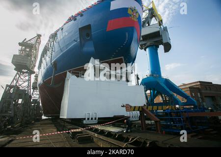 Lancement du plus grand brise-glace du monde en Sibérie sur le chantier naval Baltique à Saint-Pétersbourg, Russie 22 septembre 2017 (photo de Valya Egorshin/NurPhoto) Banque D'Images