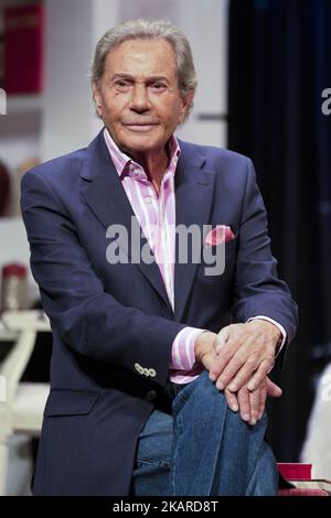 Arturo Fernandez pose lors de la présentation de la "haute séduction" au théâtre AMAYA à Madrid. Espagne. 19 septembre 2017 (photo par Oscar Gonzalez/NurPhoto) Banque D'Images