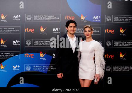 Ricardo Mario Darin 'Chino Darin' et sa petite amie l'actrice espagnole Ursula Corbero assistent à la première 'la Cordillera' lors du Festival international du film de San Sebastian sur 26 septembre 2017 65th à San Sebastian, Espagne. (Photo de COOLMedia/NurPhoto) Banque D'Images