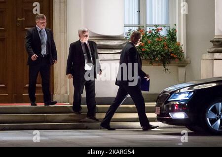 Chef du parti conservateur polonais « droit et justice » (PiS) actuellement au pouvoir Jaroslaw Kaczynski après avoir rencontré le Président de la Pologne au Palais Belweder à Varsovie, Pologne, le 08 septembre 2017 (photo de Mateusz Wlodarczyk/NurPhoto) Banque D'Images