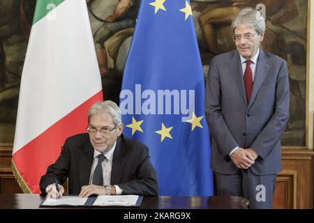 Claudio de Vincenti signe l'Accord de développement institutionnel pour 'Matera 2019 capitale européenne de la culture' au Palais Chigi de Rome, Italie sur 26 septembre 2017.(photo de Giuseppe Ciccia/NurPhoto) Banque D'Images