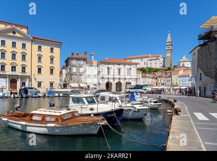 Vieille ville et port de Piran, Slovénie Banque D'Images