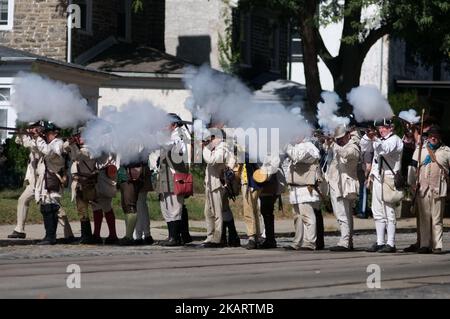 Reconstitution annuelle de la bataille de Germantown lors du festival révolutionnaire de Germantown sur le terrain de Cliveden, dans le nord-ouest de Philadelphie, sur 7 octobre 2017. (Photo de Bastiaan Slabbers/NurPhoto) Banque D'Images