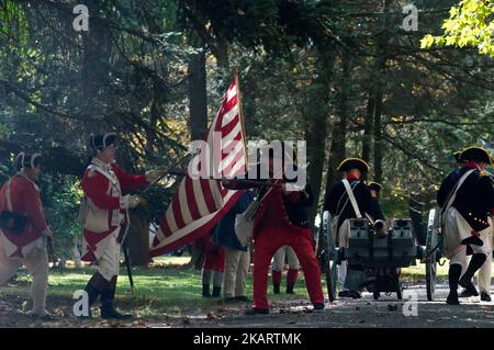 Reconstitution annuelle de la bataille de Germantown lors du festival révolutionnaire de Germantown sur le terrain de Cliveden, dans le nord-ouest de Philadelphie, sur 7 octobre 2017. (Photo de Bastiaan Slabbers/NurPhoto) Banque D'Images