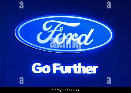 Le logo de Ford lors de l'International Motor Expo 34th en Thaïlande 2017 à Muang Thong Thani à Bangkok, en Thaïlande. 29 novembre 2017 (photo d'Anusak Laowilas/NurPhoto) Banque D'Images