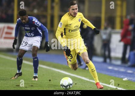 Draxler Julian 23 du PSG lors du match de football français L1 entre Strasbourg (RCSA) et Paris Saint-Germain (PSG) au stade Meinau à Strasbourg, dans l'est de la France, sur 2 décembre 2017. (Photo par Elyxandro Cegarra/NurPhoto) Banque D'Images