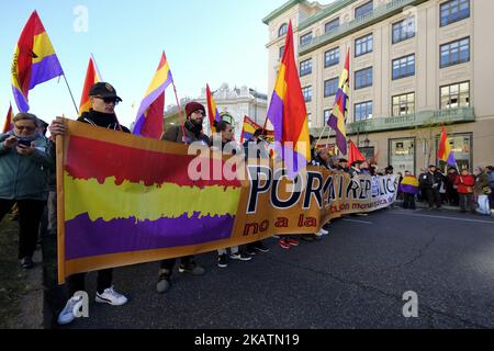 Manifestation de la III République en Espagne, le jour de la célébration de la Constitution, à Madrid, Espagne, sur 6 décembre 2017. La Journée de la Constitution marque l'anniversaire du référendum de 1978 et de l'approbation de la Constitution espagnole. (Photo par Oscar Gonzalez/NurPhoto) Banque D'Images