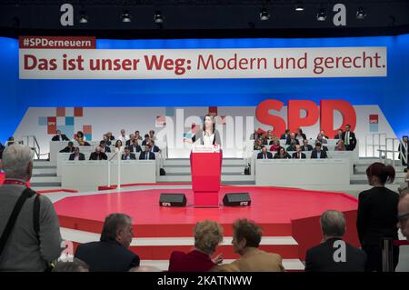 Le maire de Berlin, Michael Mueller, s'exprime lors du congrès du parti du Parti social-démocrate allemand à Berlin, en Allemagne, sur 7 décembre 2017. (Photo par Emmanuele Contini/NurPhoto) Banque D'Images